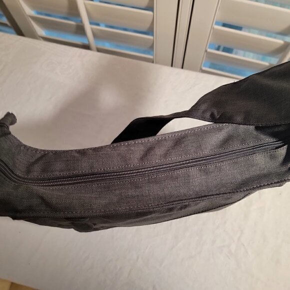 OGIO Brooklyn Crossbody Tablet Purse Dark Gray Shoulder Bag - Picture 7 of 13